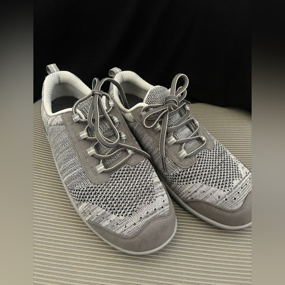 Orthofeet Womens Gray Knit Sneakers 9W